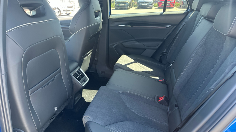 Skoda Elroq 210kW 85 SportLine 82kWh 5dr Auto Electric Estate